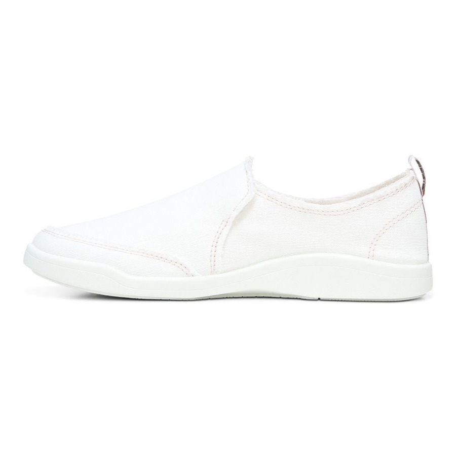 Beach Malibu Slip on Sneaker Canvas Cream Canvas Vionic