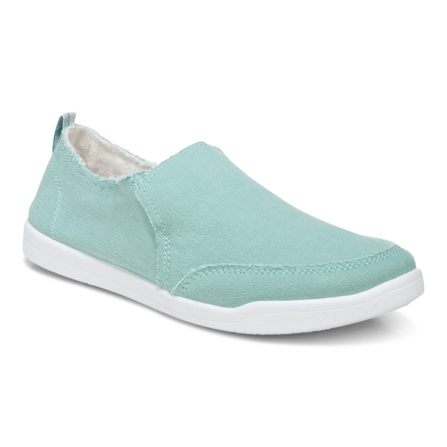 Beach Malibu Slip on Sneaker Canvas Wasabi Canvas Vionic