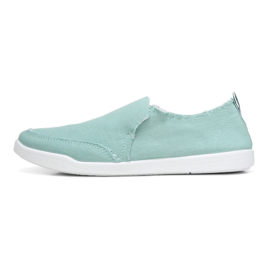 Beach Malibu Slip on Sneaker Canvas Wasabi Canvas Vionic