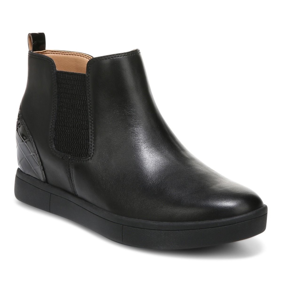 Black Mickie Boot Vionic