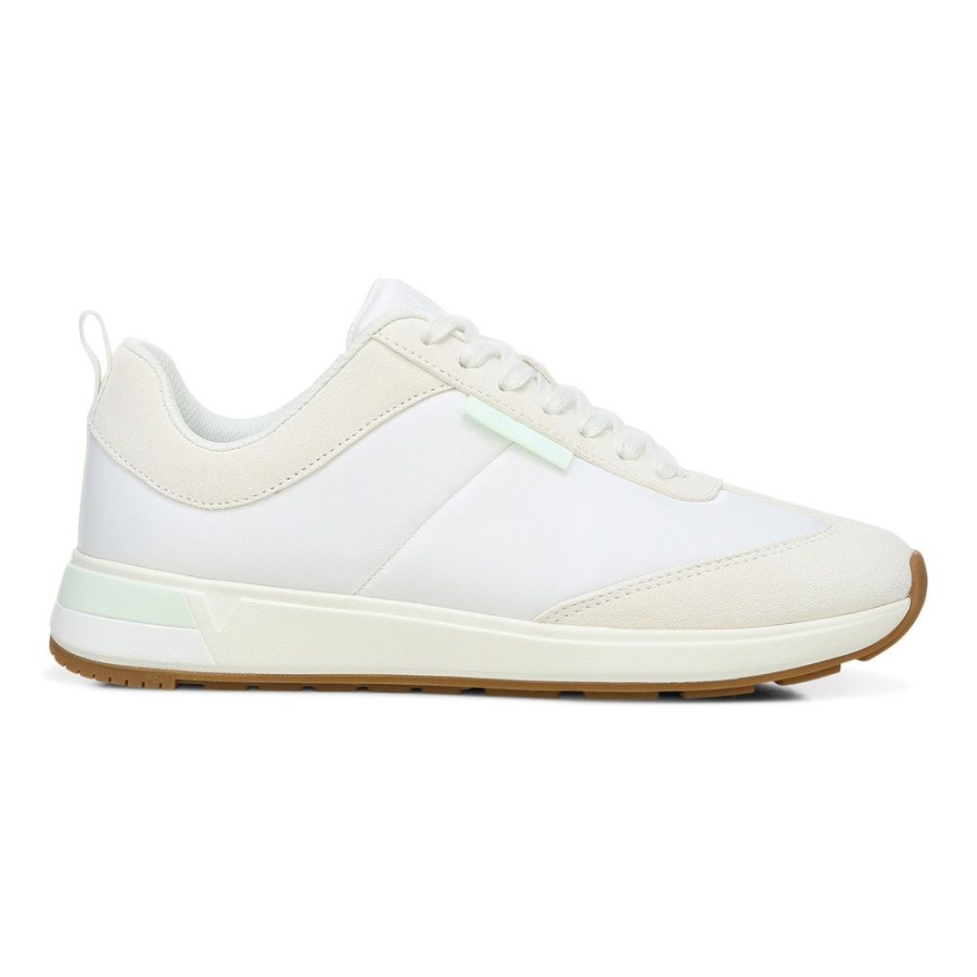 Breilyn Trainer Marshmallow Vionic