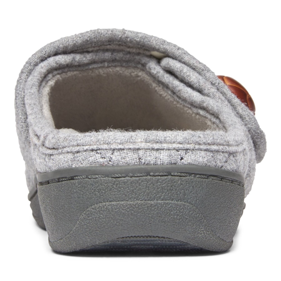 Carlin Slipper Light Grey Vionic