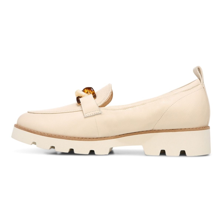 Cynthia Loafer Cream Nubuck Vionic