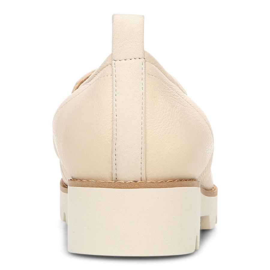 Cynthia Loafer Cream Nubuck Vionic