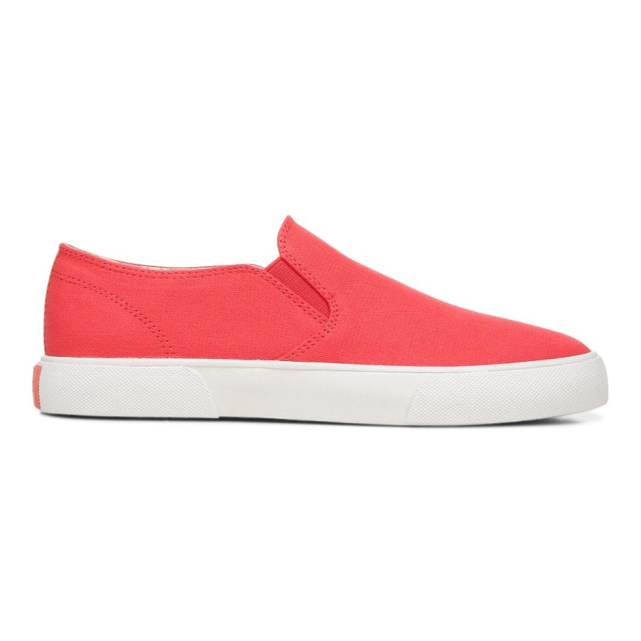 Groove Slip on Sneaker Poppy Vionic