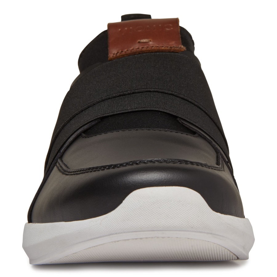 Jackson Slip On Black Vionic
