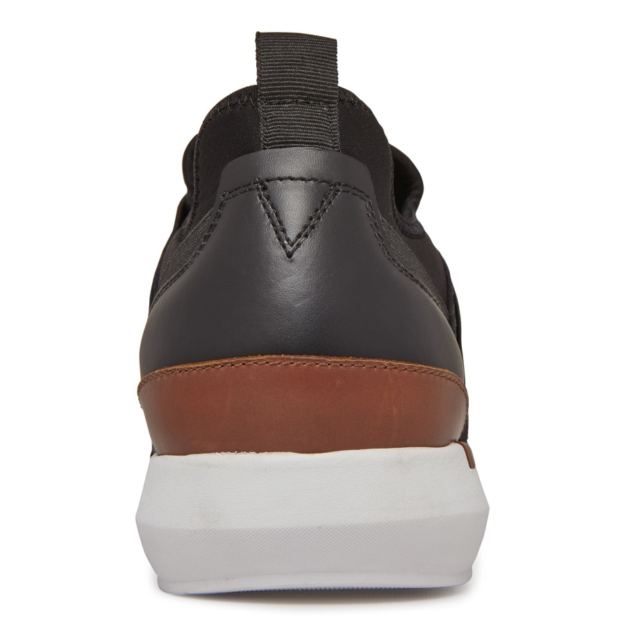 Jackson Slip On Black Vionic