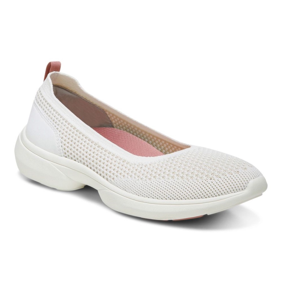Kallie Slip On Trainer Marshmallow Vionic