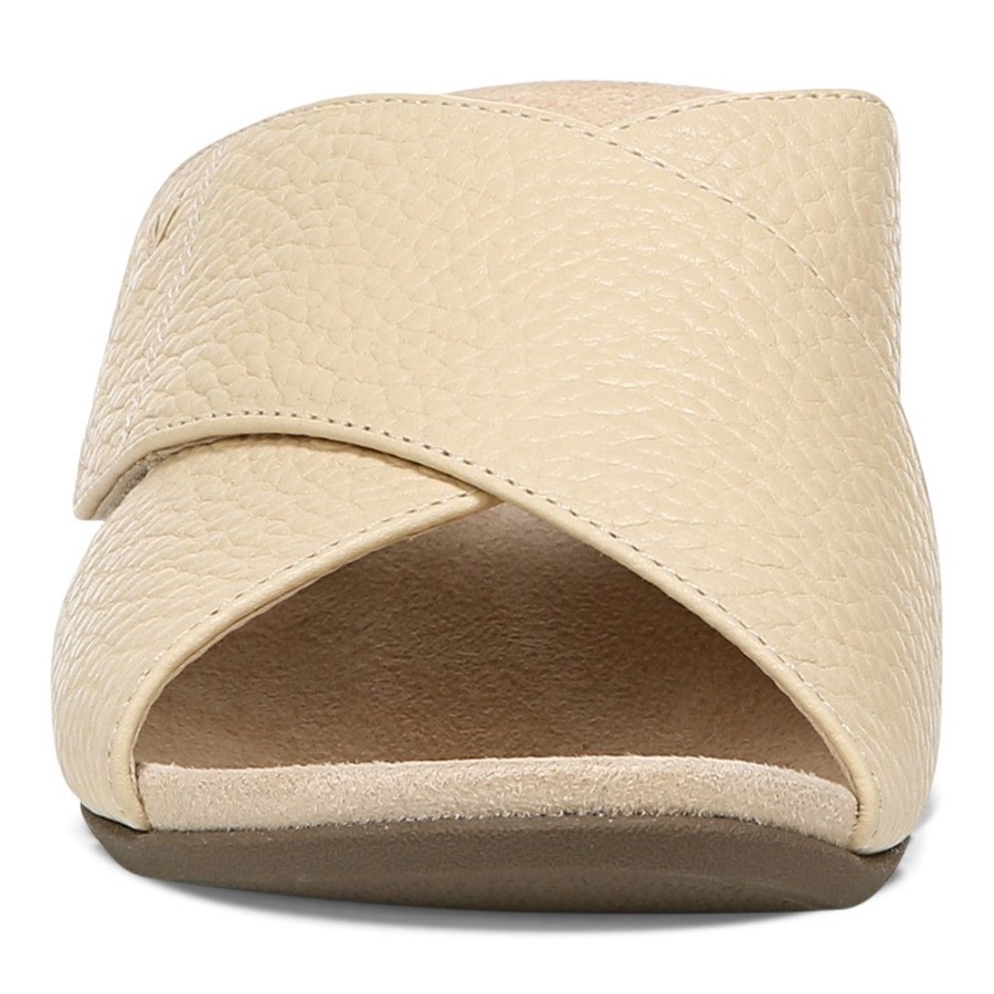 Semolina Leticia Wedge Sandal Vionic