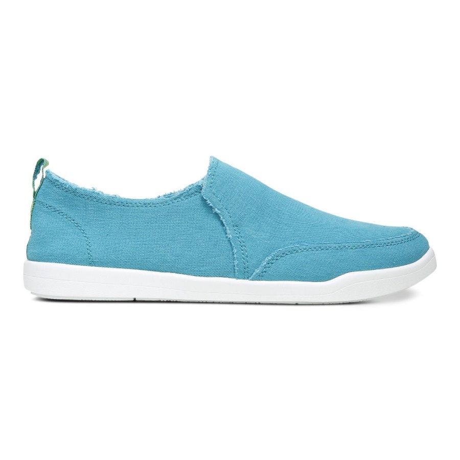 Vionic Beach Malibu Slip on Sneaker Canvas Lake Blue Canvas