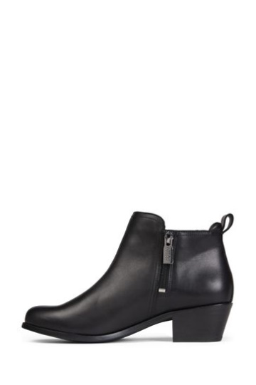 Vionic Bethany Waterproof Black Ankle Boots