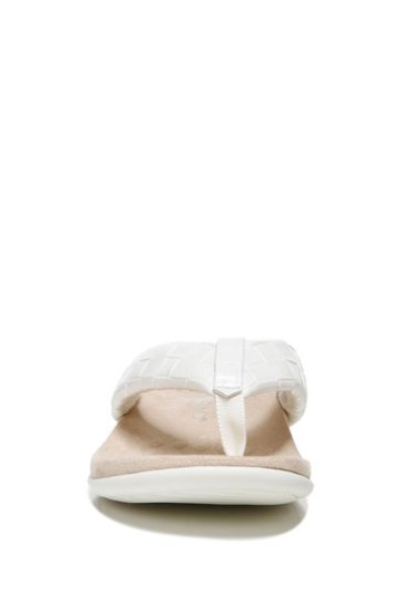 Vionic Cream Layne Thong Sandals