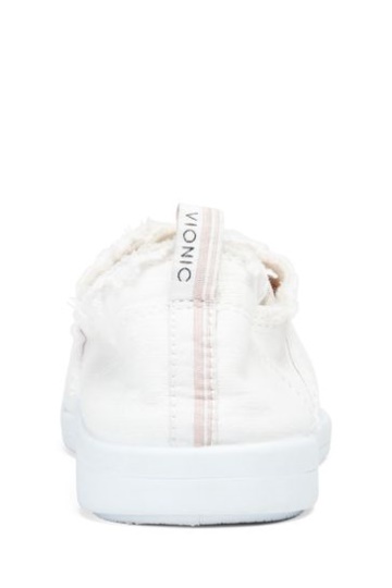 Vionic Pump Cream Pismo Slip On Sneakers