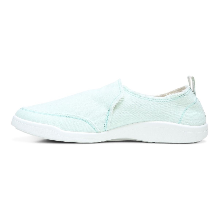 Vionic Seafoam Canvas Beach Malibu Slip on Sneaker Canvas