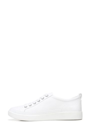 Vionic Winny White Oxford Shoes