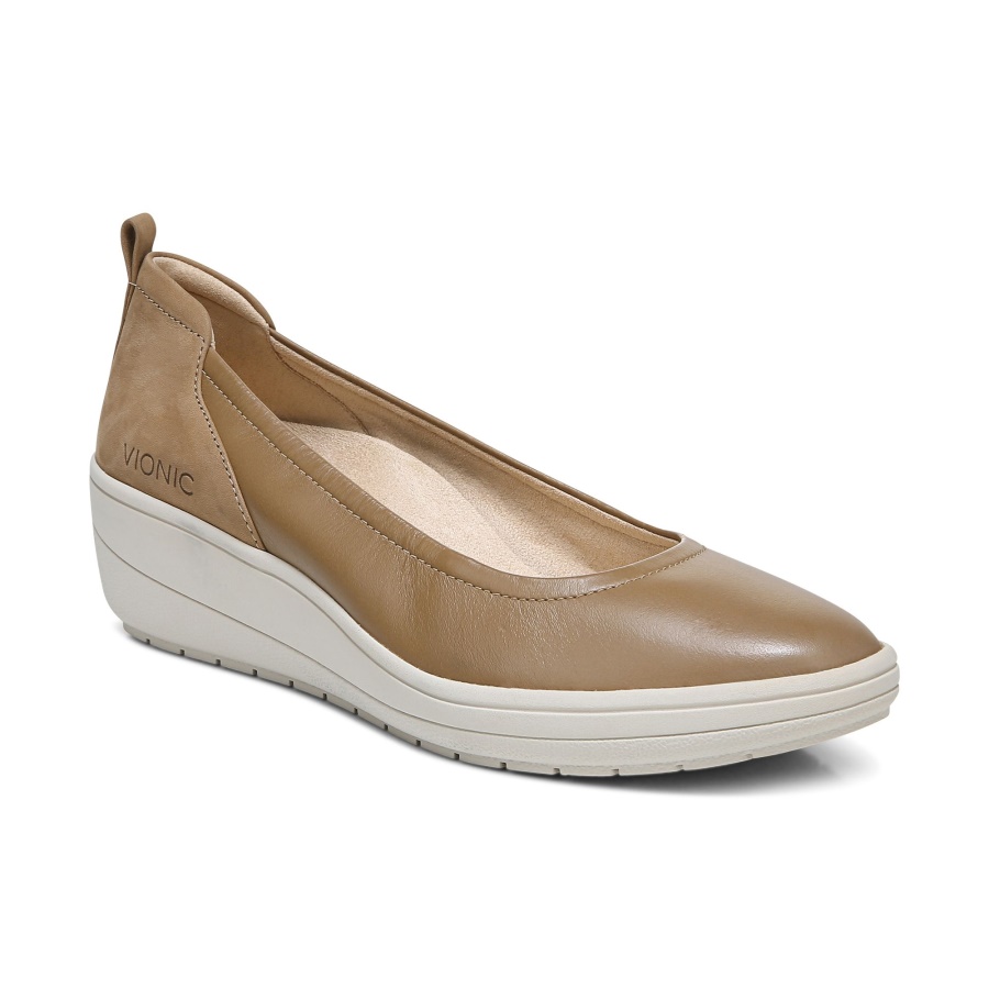 Vionic Jacey Wedge Toffee
