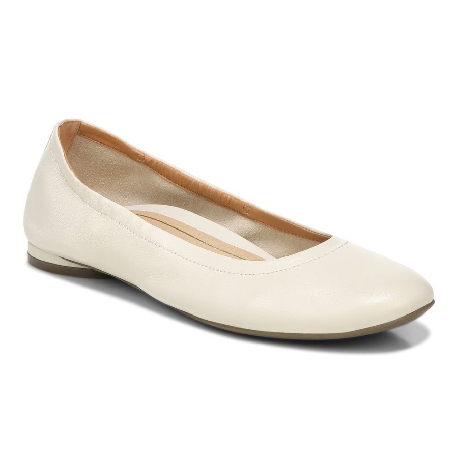 Cream Alexa Flat Vionic