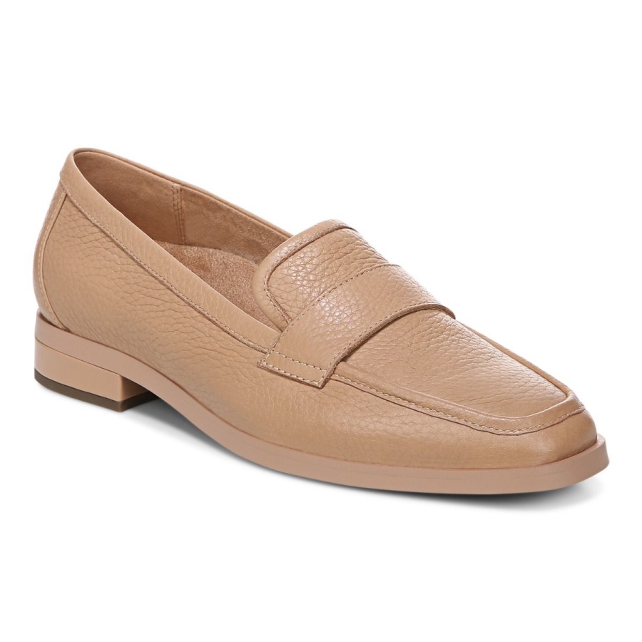 Macaroon Vionic Sellah Loafer